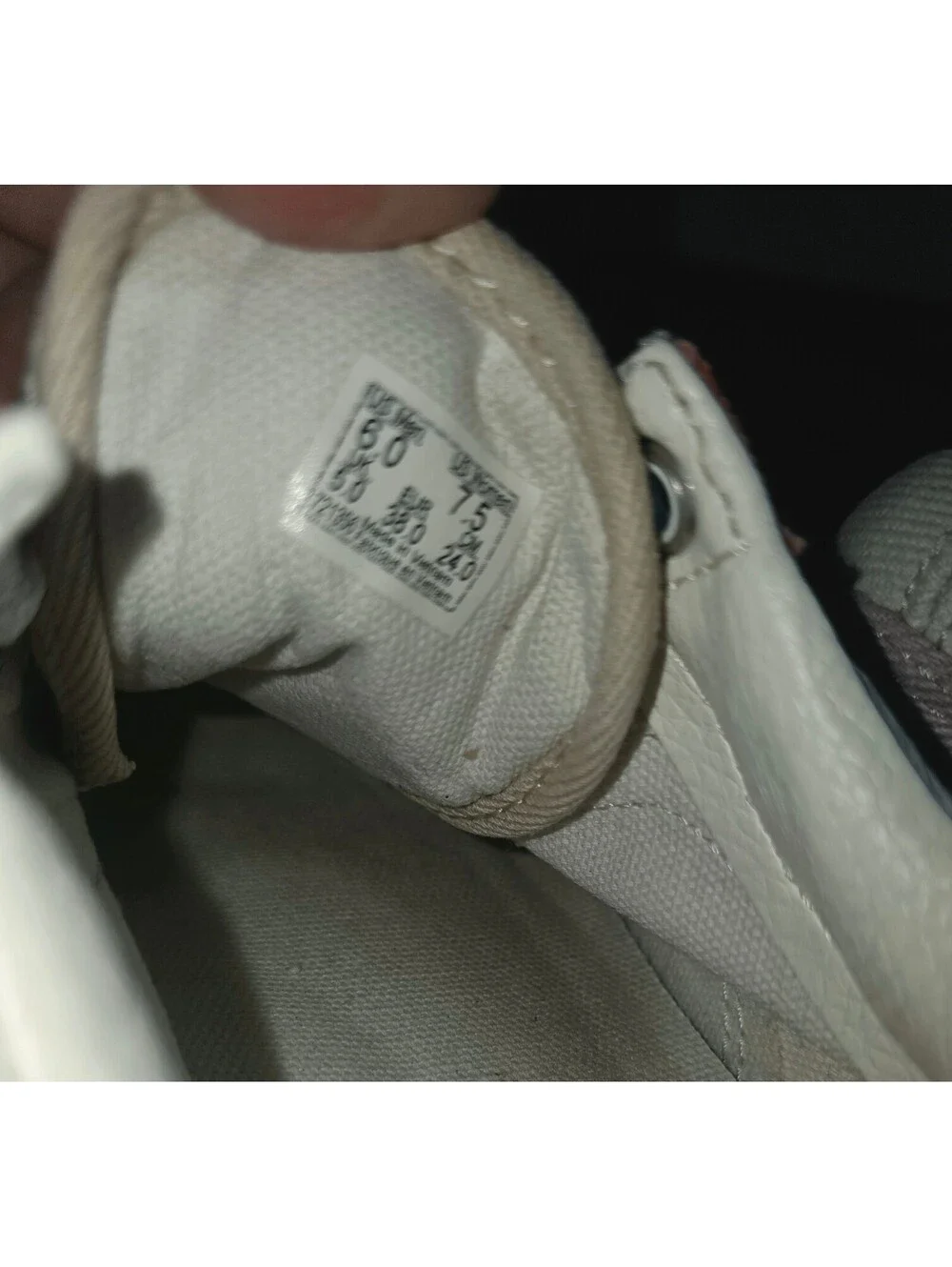 Details not Vans platform sneakers men's size 6 women's size 7 and 1/2